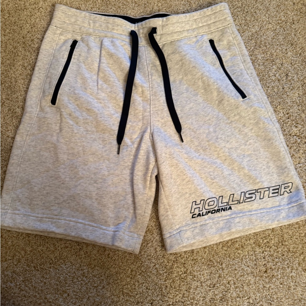 Hollister Men's shorts